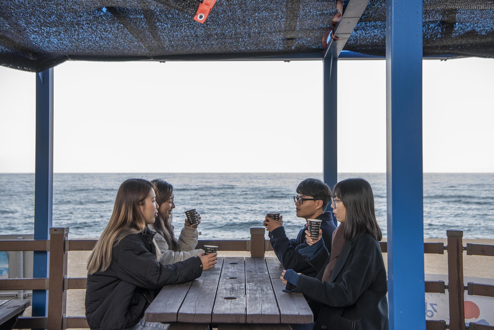 MZ세대 리모트워커를 위한 워케이션, 파도의 집 - 7