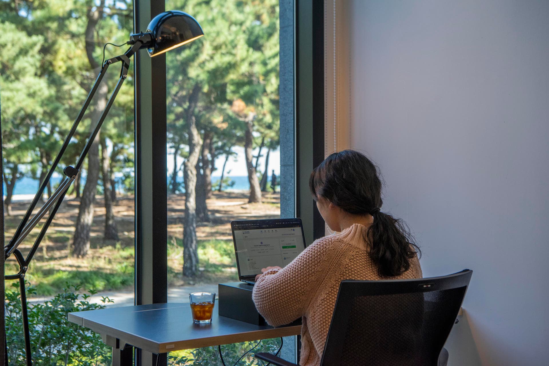 [팝업스토어] 바다가 보이는 코워킹스페이스와 팝업스토어를 알고 계신가요?