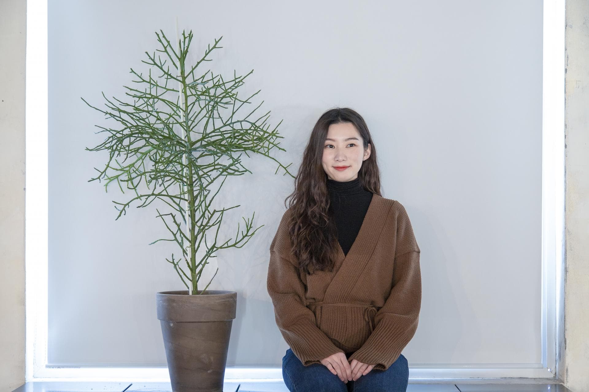 [더웨이브컴퍼니] 디자이너 백나영